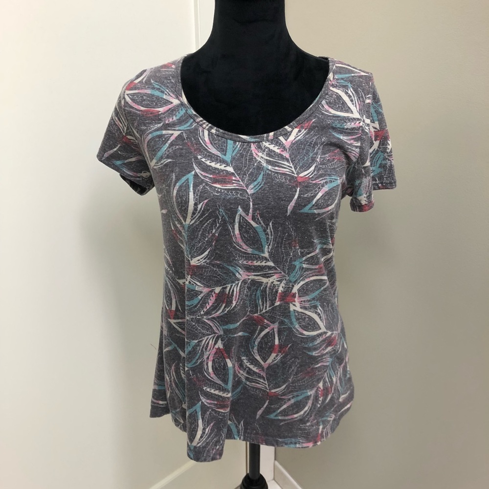 Lularoe Heathered Gray Classic T